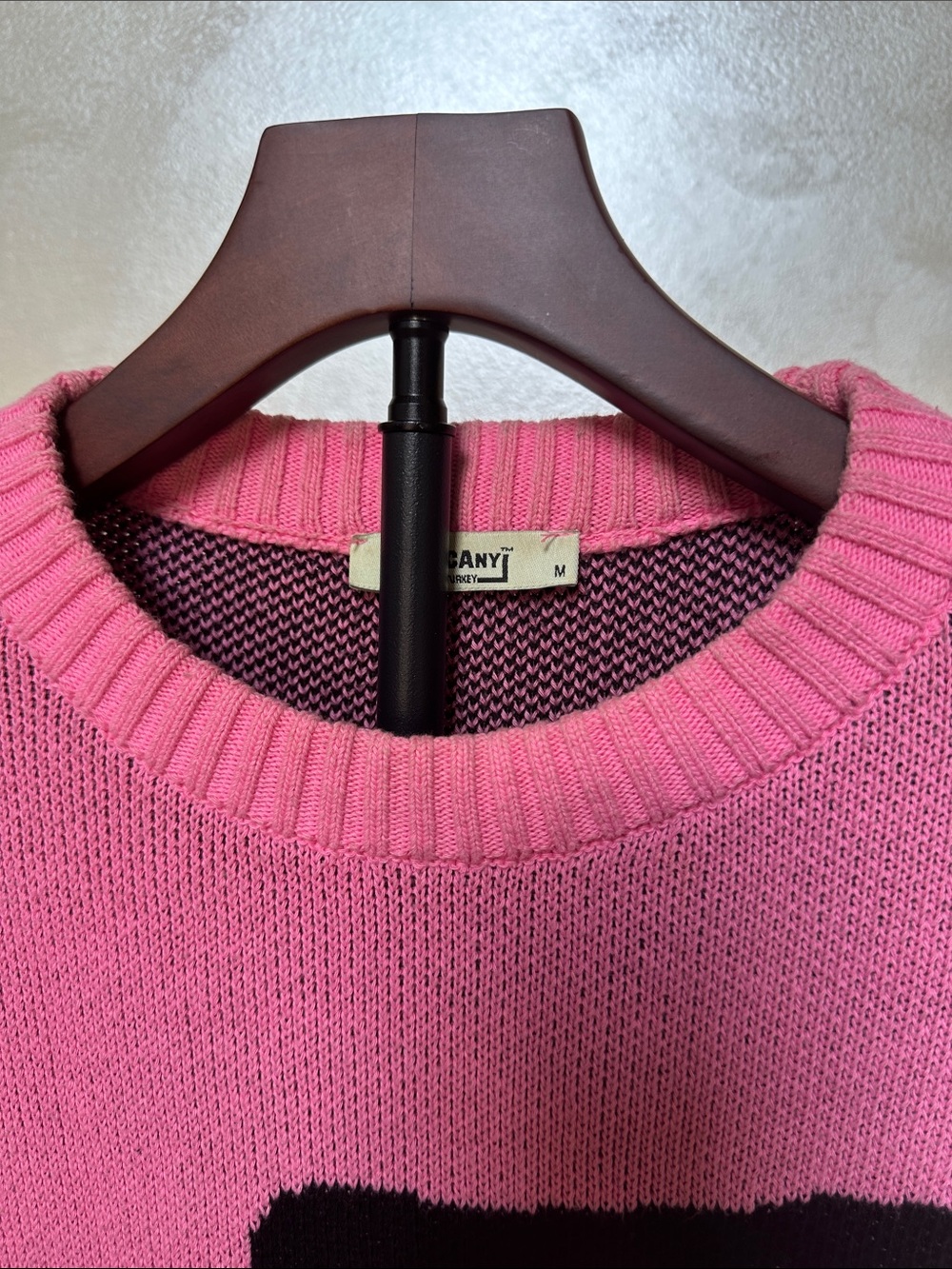 CECANY Cow Crewneck Sweater size medium - Picture 4 of 16